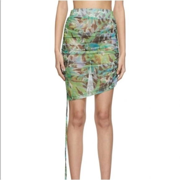 Kim Shui Green Mesh Print Top and Skirt Set - Picture 2 of 9
